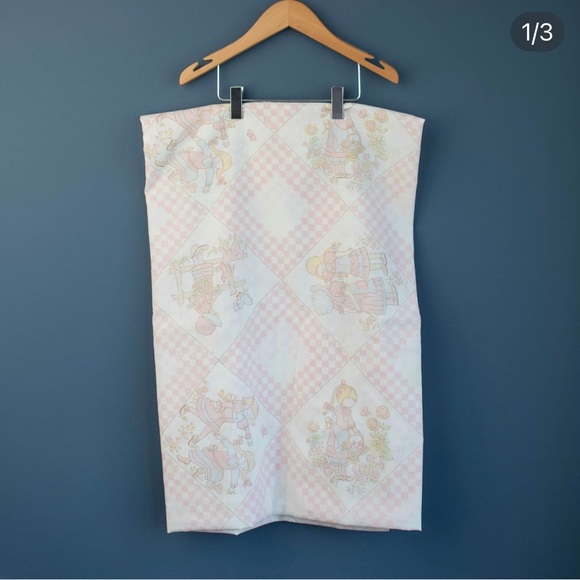 2/$20- Vintage cottagecore girls flat sheet - Picture 1 of 3